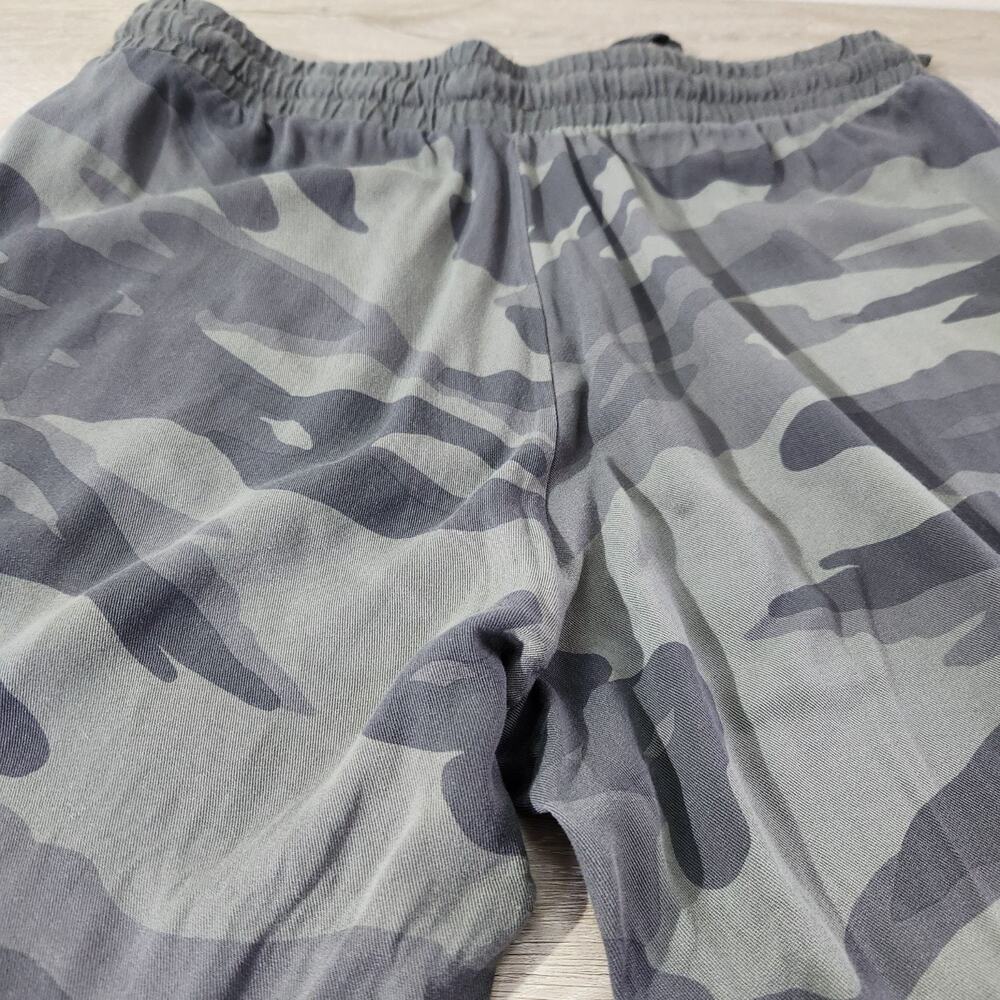 Splendid High Waisted Green Camo Joggers Pants Womens Size L - Picture 3 of 11